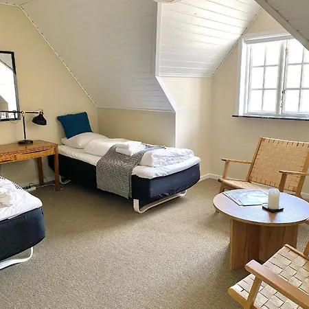 מלון Gl. Brydegaard 3*